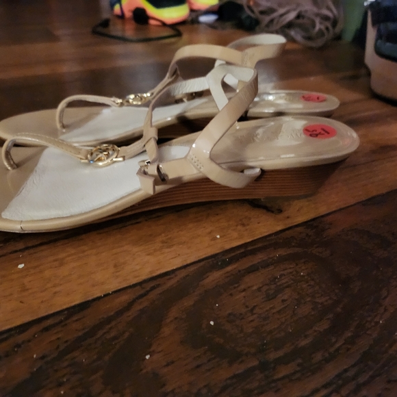 SANDALS BY MICHAEL KORS - Picture 3 of 6